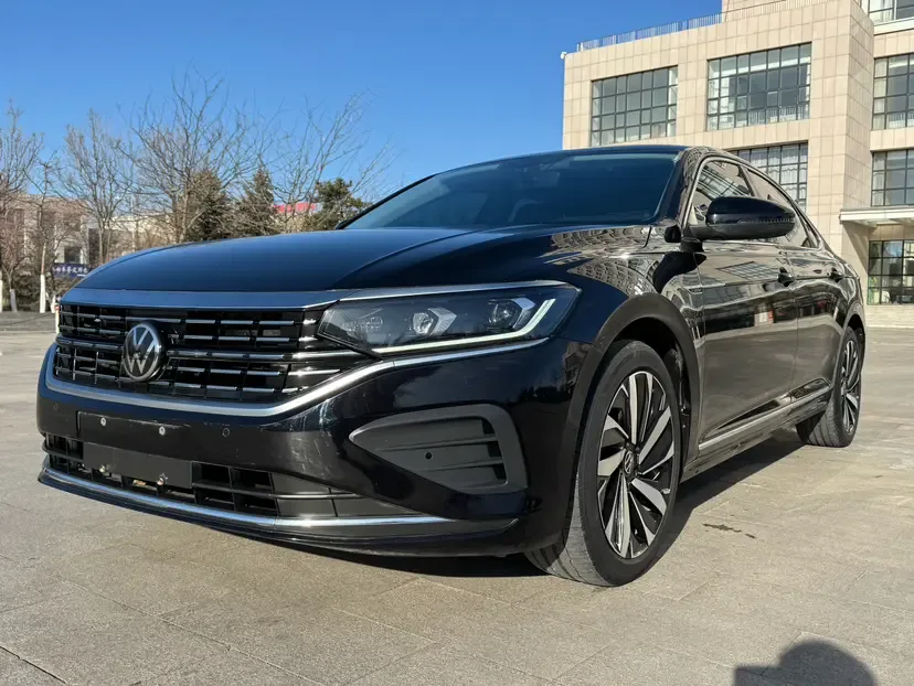Volkswagen Passat 2024