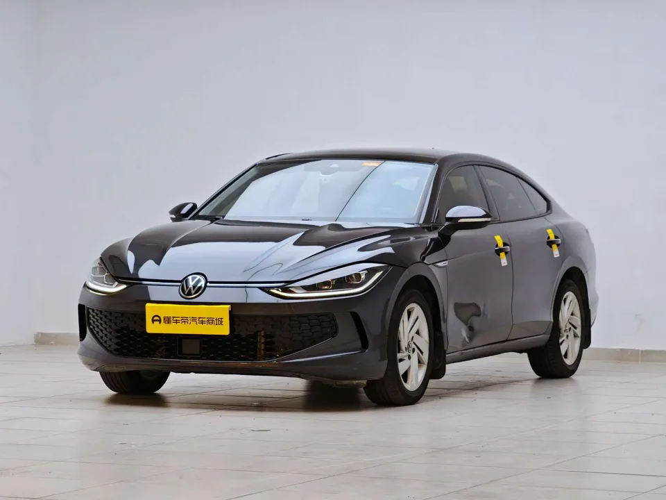 Volkswagen Lamando Lingdu 2023 Lingdu L 280TSI DSG Hot Edition 2023 — photo 1, buy with delivery to Moscow