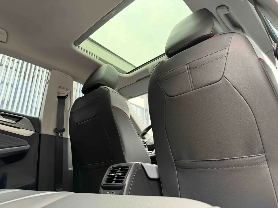 Volkswagen Lamando Lingdu Lingdu L 280TSI DSG Cool Edition 2023 — миниатюра 3