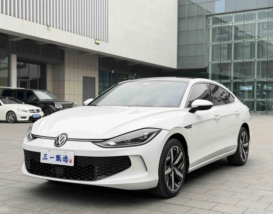 Volkswagen Lamando Lingdu Lingdu L 280TSI DSG Cool Edition 2023 — фото 1, купить с доставкой в Москву
