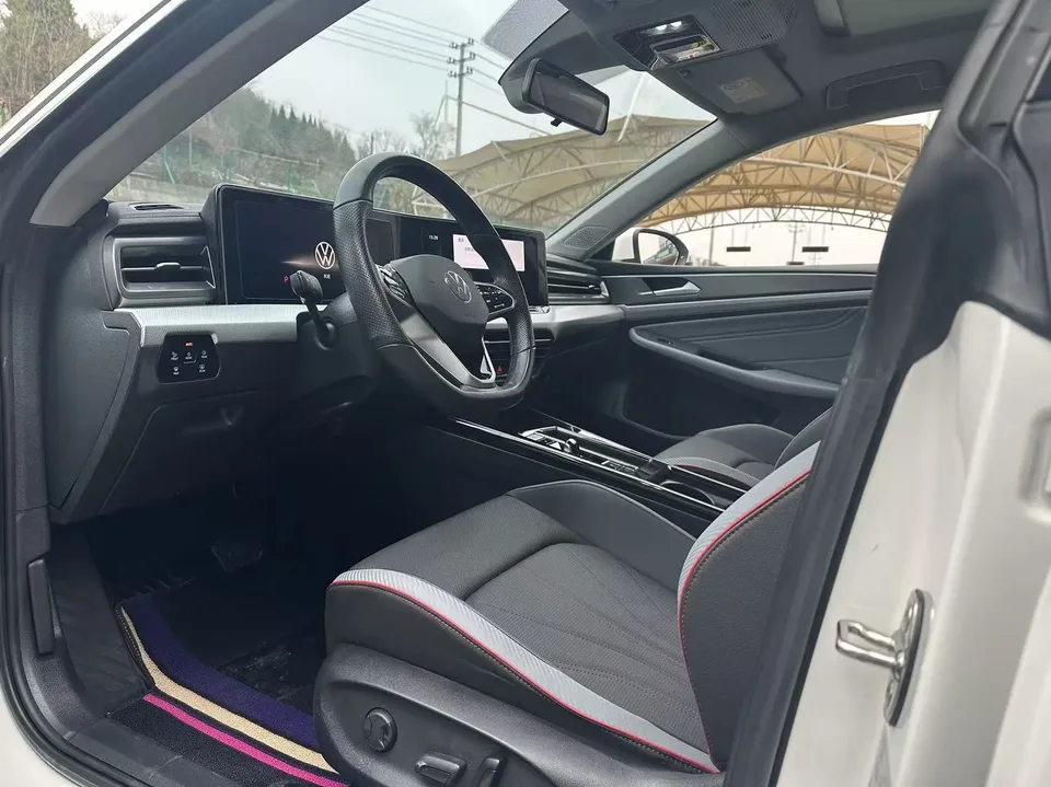 Volkswagen Lamando Lingdu Lingdu L 280TSI DSG Cool Edition 2023 — миниатюра 3