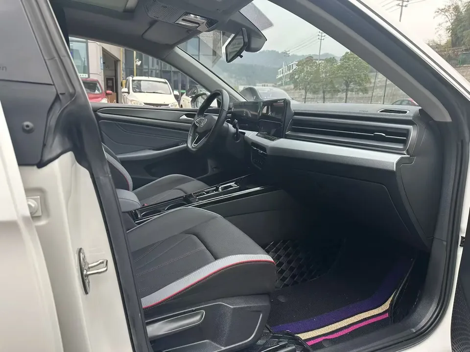 Volkswagen Lamando Lingdu Lingdu L 280TSI DSG Cool Edition 2023 — миниатюра 5