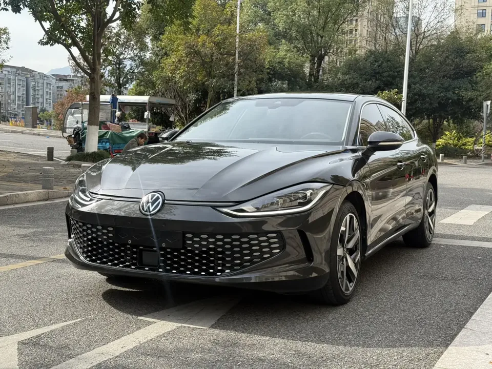 Volkswagen Lamando 2024 Lingdu Lingdu L 280TSI DSG Cool Edition 2024 — фото 1, купить с доставкой в Москву