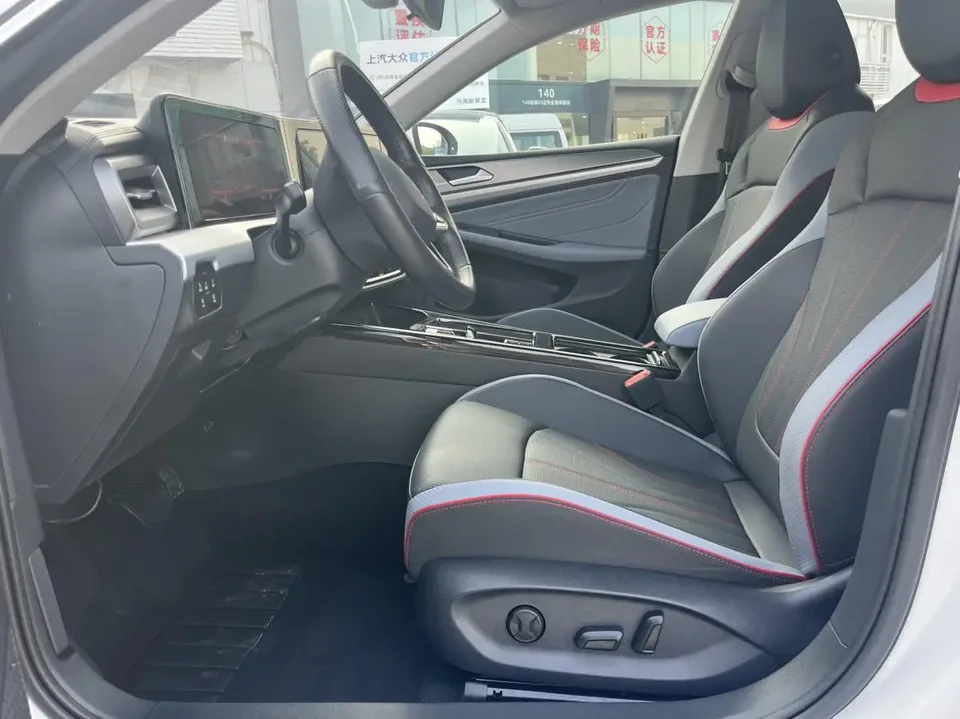 Volkswagen Lamando Lingdu 2024 2024 Lingdu Lingdu L 280TSI DSG Cool Edition 2024 — миниатюра 4