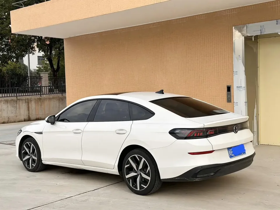 Volkswagen Lamando Lingdu Lingdu L 280TSI DSG Hot Edition 2023 — миниатюра 4