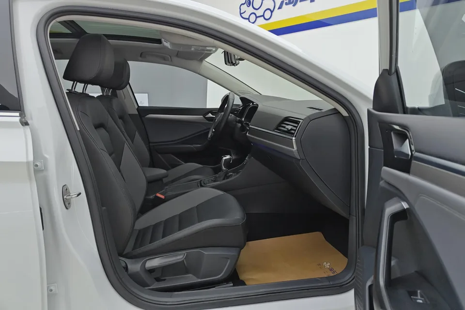 Volkswagen Sagitar Sagitar 2021 280TSI DSG Beyond Edition 2022 — thumbnail 5