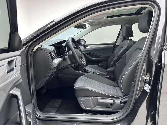 Volkswagen Sagitar Sagitar 300TSI DSG Beyond Edition 2024 — миниатюра 5