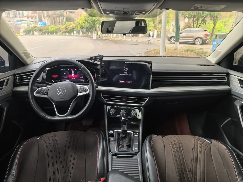 Volkswagen Sagitar 2023 Sagitar 300TSI DSG Beyond Edition 2023 — миниатюра 3