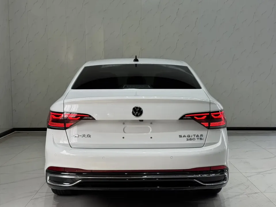 Volkswagen Sagitar 2023 Sagitar 280TSI DSG Beyond Edition 2022 — миниатюра 2