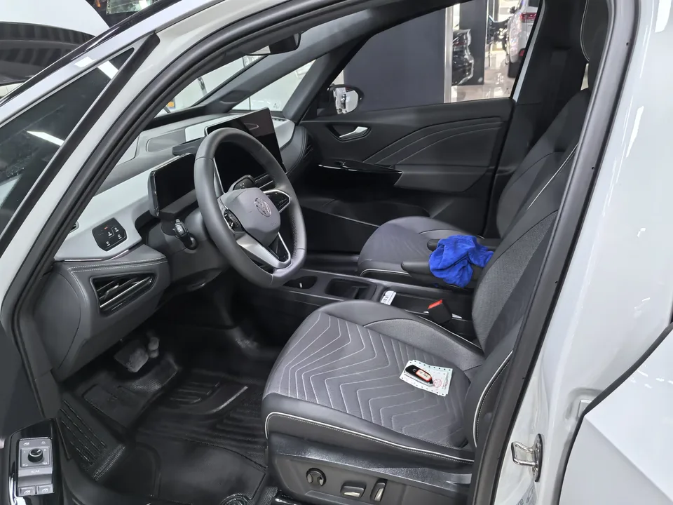 Volkswagen ID.3 Volkswagen ID.3 2025 Smart Model Outstanding Edition 2024 — миниатюра 3