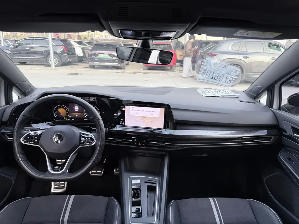 Volkswagen Golf Golf 2023 280TSI DSG R-Line Lite 2023 — миниатюра 3