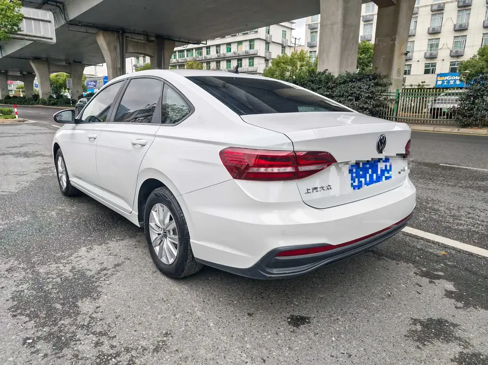 Volkswagen Lavida Lavida 2023 1.5L Automatic Deyi Edition 2023 — thumbnail 4