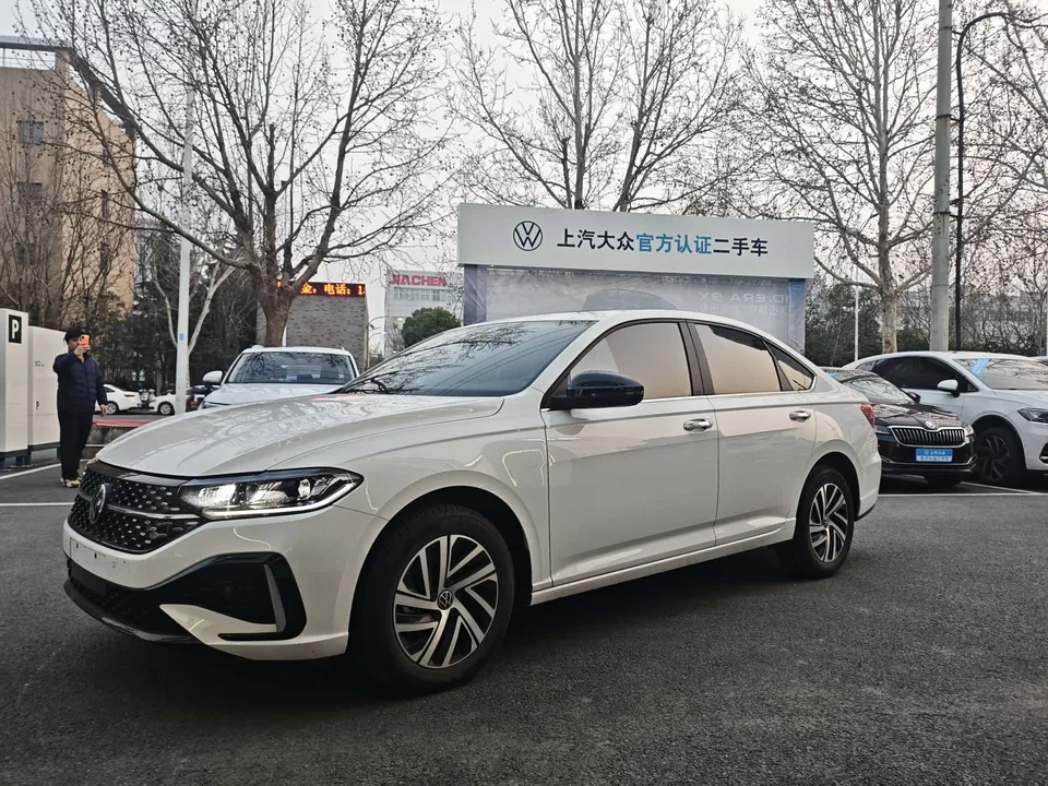 Volkswagen Lavida Lavida 2024 300TSI DSG Manyi Edition 2025 — миниатюра 3