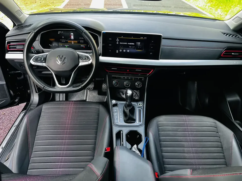 Volkswagen Lavida Lavida 2023 200TSI DSG Starry Sky Edition 2022 — миниатюра 4