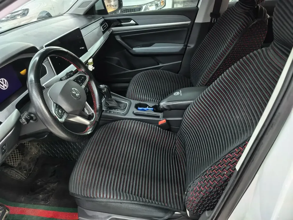 Volkswagen Lavida 300TSI DSG Full Edition 2024 — миниатюра 3