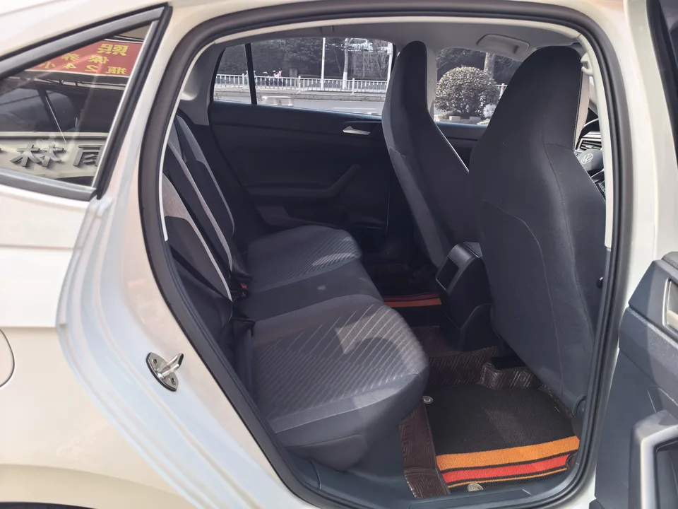 Volkswagen Lavida Lavida 2025 New 1.5L Outstanding New Edition 2025 — миниатюра 3