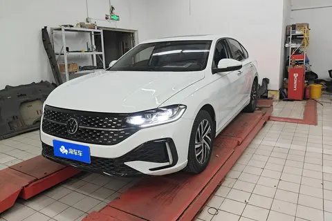 Volkswagen Lavida 2024 buy in Moscow