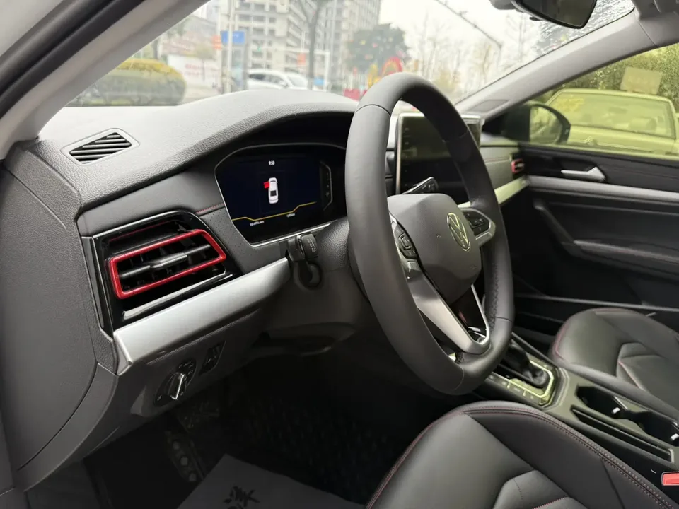 Volkswagen Lavida 300TSI DSG Starry Sky Leading Edition 2025 — миниатюра 5