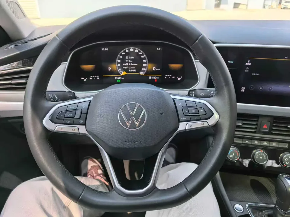 Volkswagen Bora Bora 2023 200TSI DSG Intelligent Driving Edition 2023 — thumbnail 3