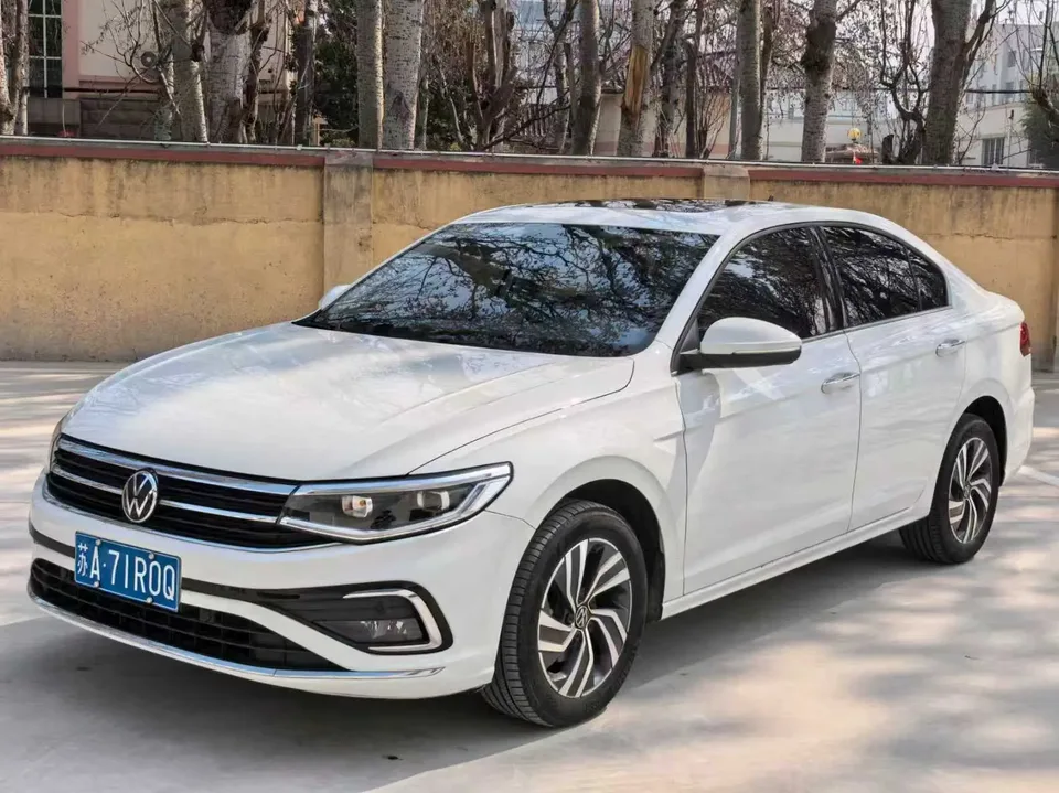 Volkswagen Bora 2023