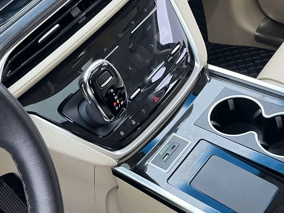 Buick GL8 Buick GL8 2022 ES Lu Zun 653T Premium Edition 2022 — thumbnail 5