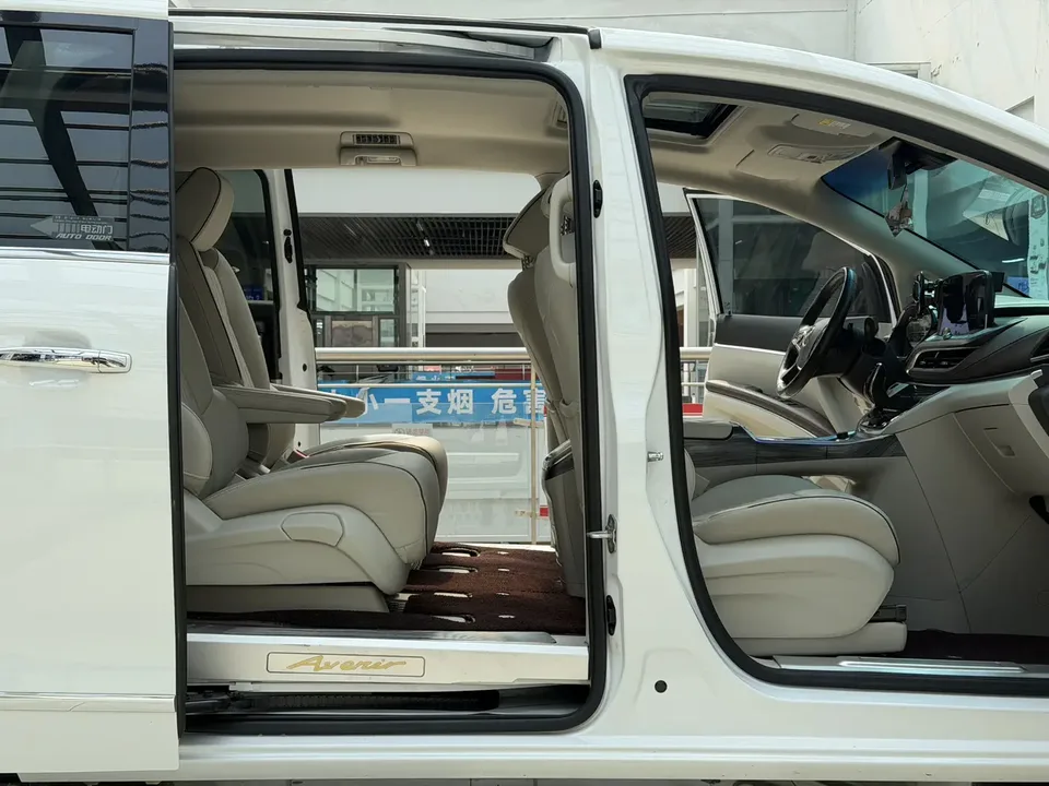 Buick GL8 GL8 2022 facelift land business class 652T luxury model 2022 — thumbnail 3