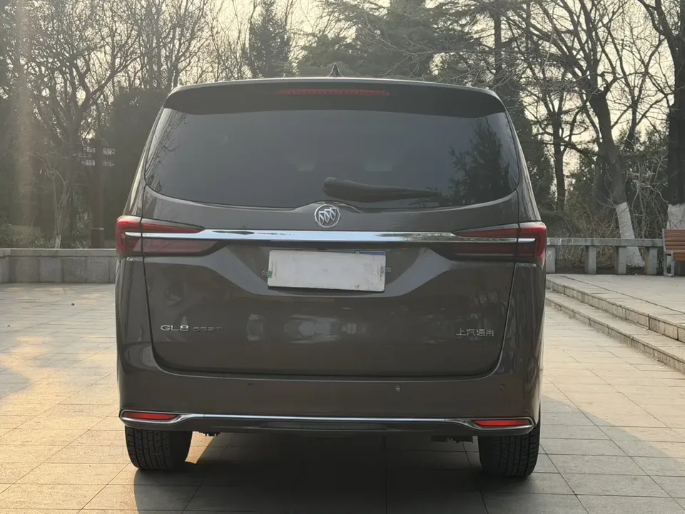 Buick GL8 GL8 2023 Land Business Class 2.0T Luxury Edition 2022 — thumbnail 2