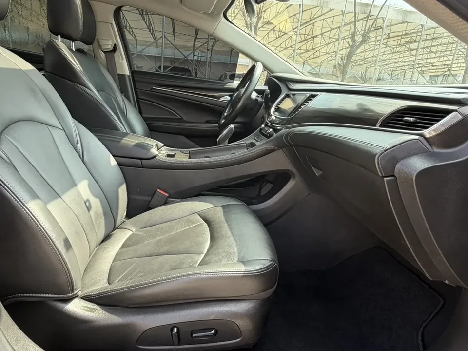 Buick LaCrosse LaCrosse 2022 552T Luxury 2022 — миниатюра 5