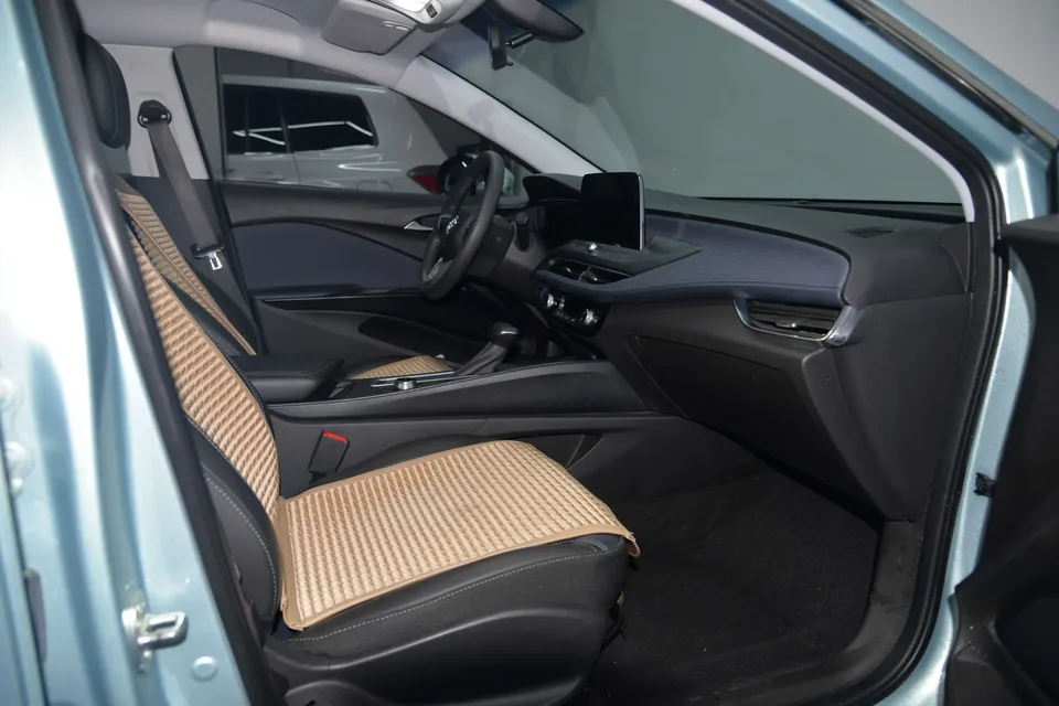 Buick Micro blue 6 WEILAN 6 2022 Connected Fashion PLUS 2022 — миниатюра 5
