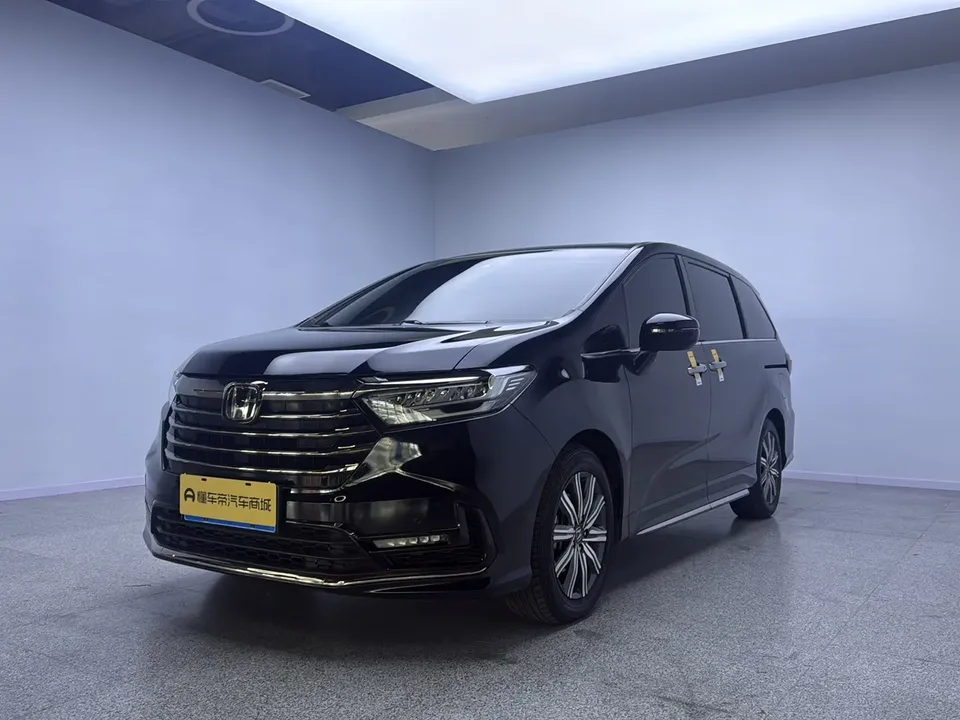 Honda Odyssey Odyssey 2022 2.0L RuiLingxiang Edition 2022 — фото 1, купить с доставкой в Москву