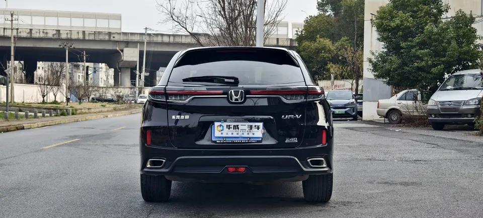 Honda UR-V 240TURBO 2WD Joy Edition 2023 — миниатюра 2