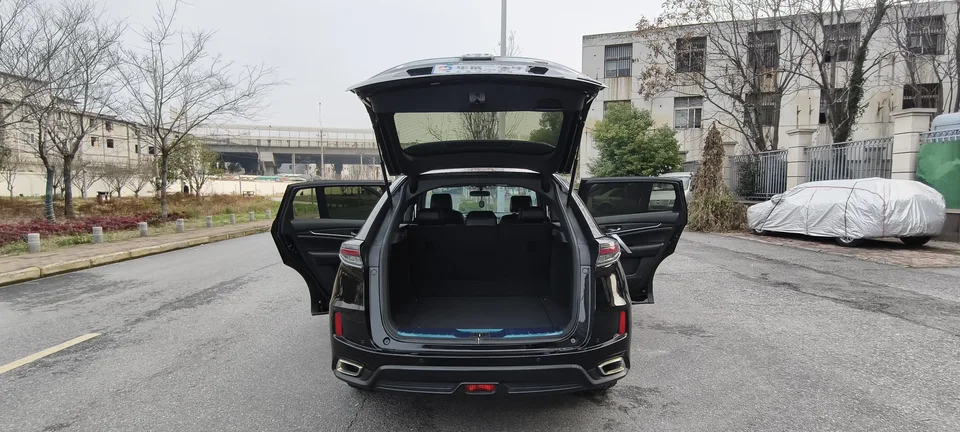 Honda UR-V 240TURBO 2WD Joy Edition 2023 — миниатюра 3