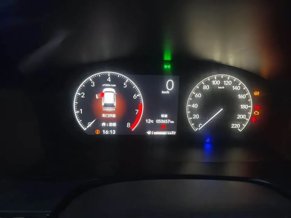 Honda Breeze Haoying 2023 240TURBO CVT 2WD Elite Edition 2024 — миниатюра 5