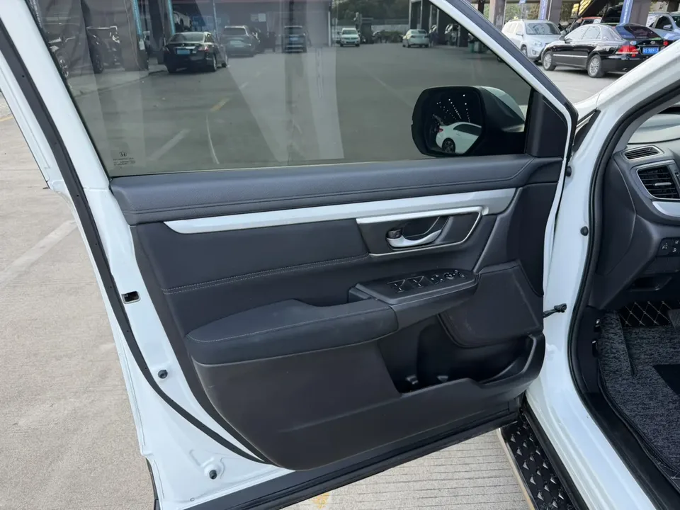 Honda CR-V Honda CR-V 2021 240TURBO CVT 2WD Urban Edition 2022 — миниатюра 5