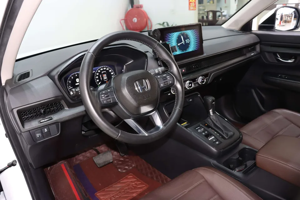 Honda CR-V 240TURBO CVT 2WD 5-seater version 2024 — миниатюра 4