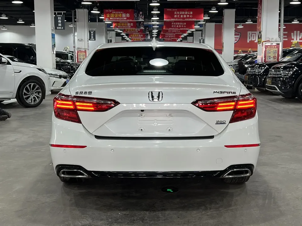 Honda Inspire 2022 Insignia 260TURBO Elite Edition 2023 — миниатюра 2