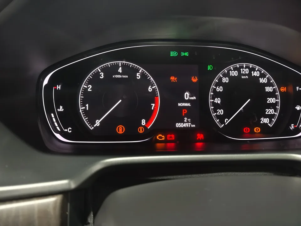 Honda Inspire 2022 Insignia 260TURBO Elite Edition 2023 — миниатюра 4