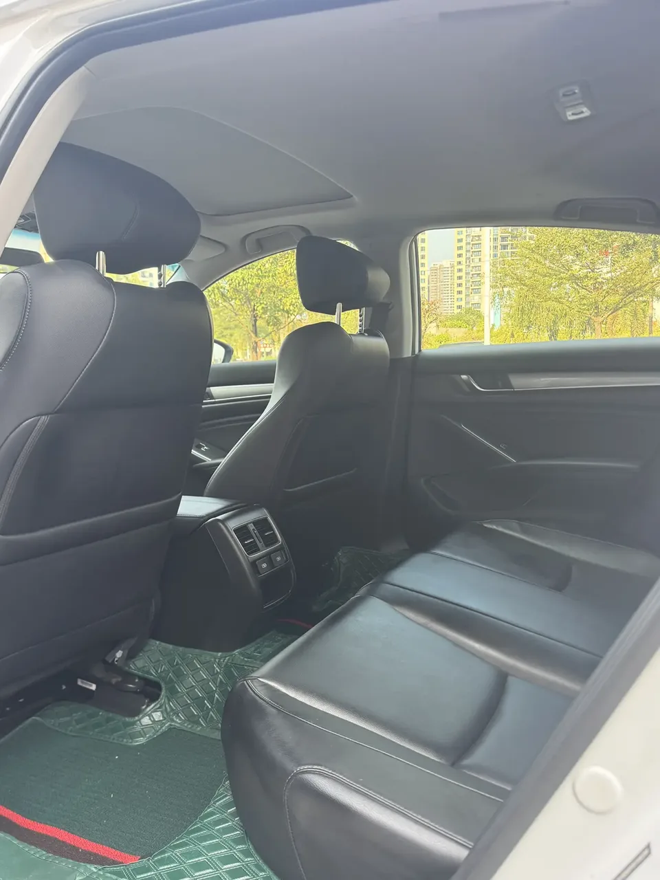 Honda Accord Accord 2022 260TURBO Deluxe Edition 2023 — миниатюра 5