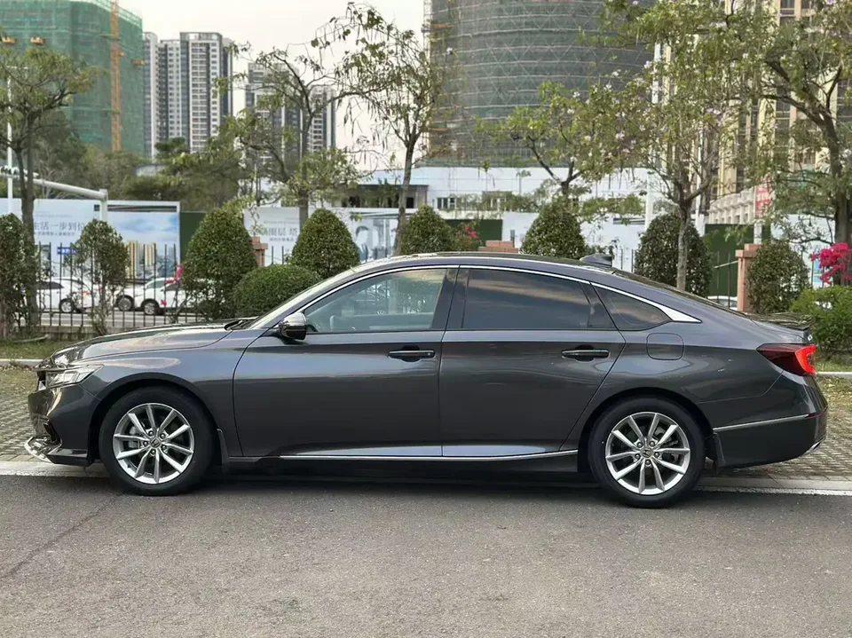 Honda Accord 2022