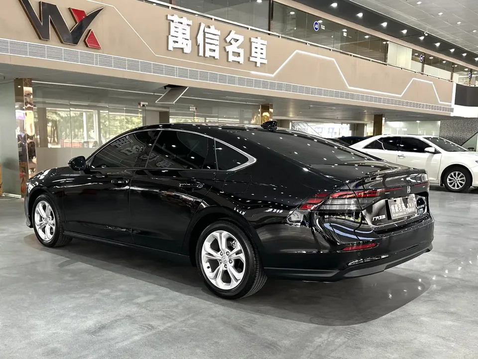 Honda Accord Rui T 260TURBO Deluxe Edition 2024 — миниатюра 2