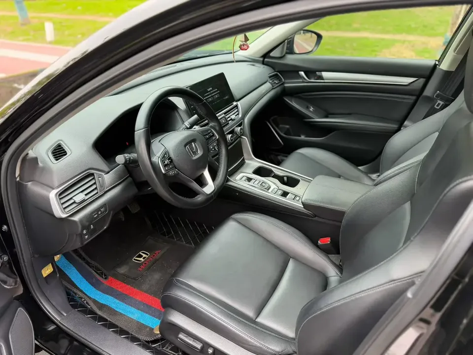 Honda Accord 2022 Accord Hybrid 2.0L Sharp Edition 2023 — миниатюра 5