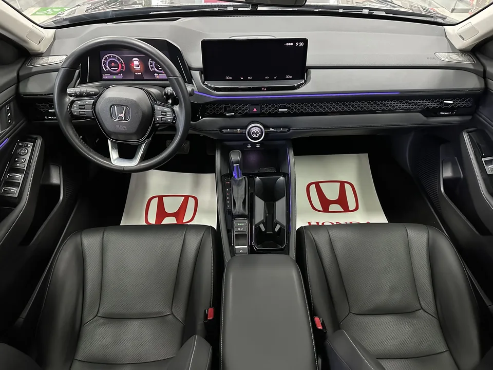 Honda Accord Sports Series Sharp T-Motion 260TURBO Premium Edition 2025 — миниатюра 5