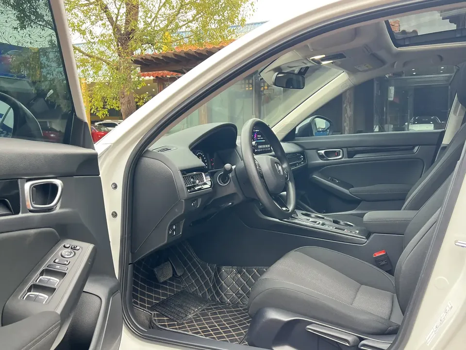 Honda Integra Style 2023 240TURBO CVT Tech Edition 2024 — thumbnail 4