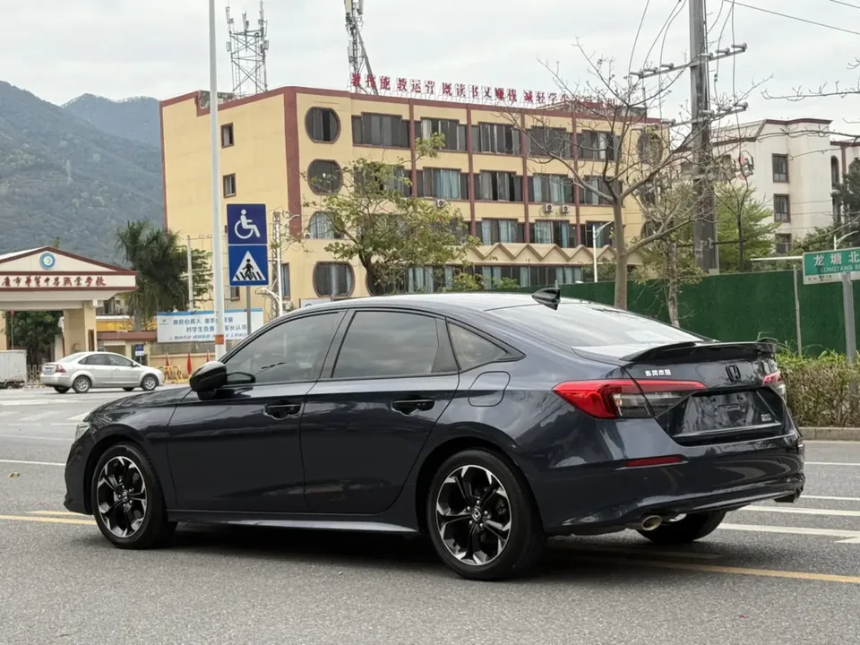 Honda CIVIC 2022 Civic 240TURBO CVT Ignition Edition 2023 — миниатюра 4