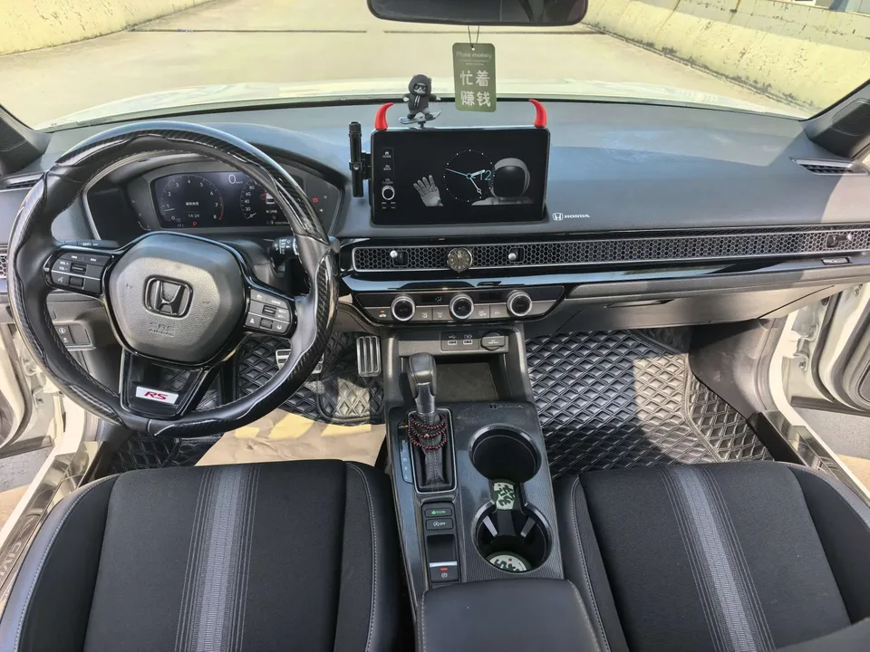 Honda CIVIC 2022 Civic 240TURBO CVT Ignition Edition 2024 — миниатюра 4
