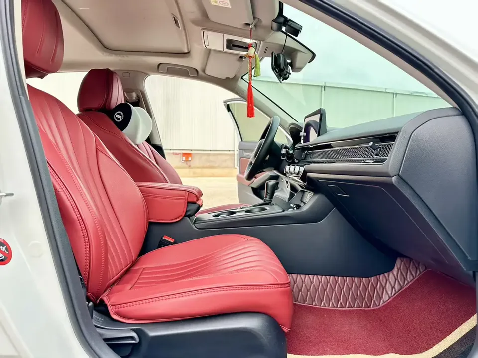 Honda CIVIC 2022 Civic 240TURBO CVT Dynamic Edition 2022 — миниатюра 3
