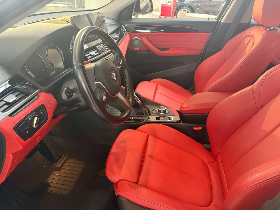 BMW X2 BMW X2 2023 sDrive25i M Sport Night Edition 2024 — миниатюра 4