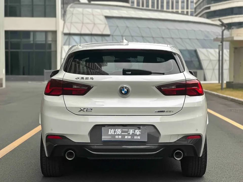BMW X2 sDrive25i M Sport Package 2022 — миниатюра 5