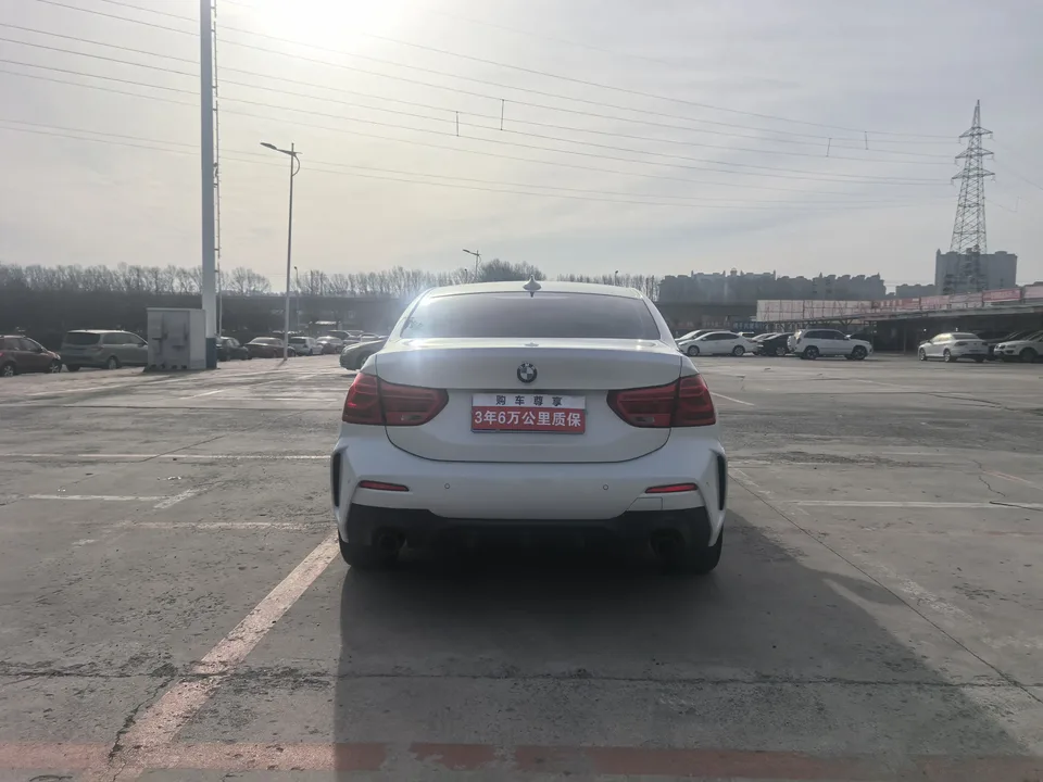 BMW 1 Series facelift 120i M Sport Night Edition 2022 — миниатюра 2