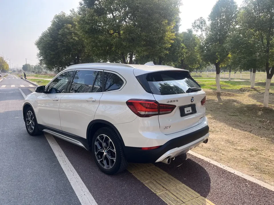 BMW X1 X1 2022 facelift sDrive20Li exclusive model 2022 — thumbnail 2